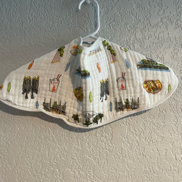 Little Hometown California Burp cloth / Bib - Picture 1 of 6